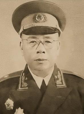 李逸民