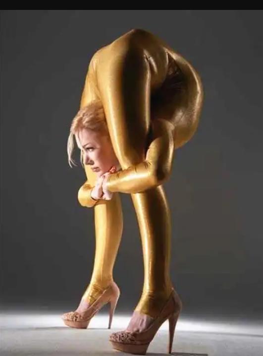 茱莉亚·根瑟Julia Gunthel