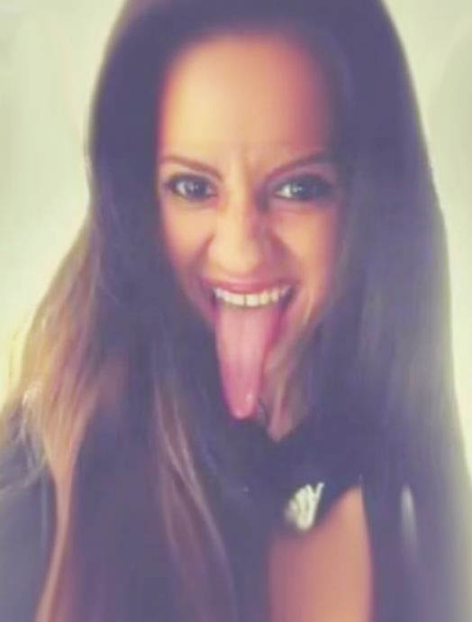 阿德里安娜·刘易斯