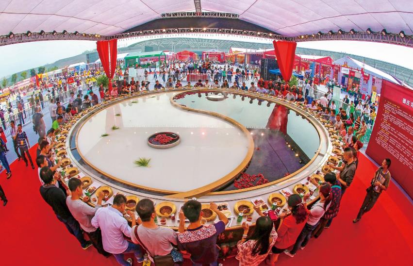 世界上最大的火锅