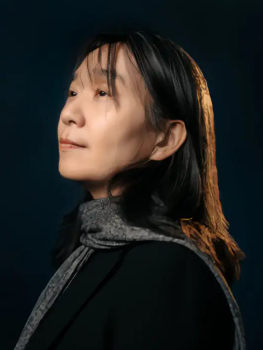 韩江（Han Kang）