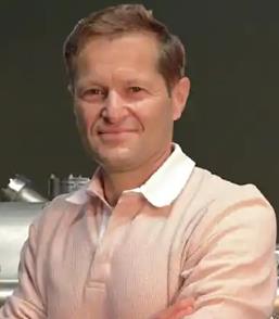 费伦茨·克劳斯（Ferenc Krausz）