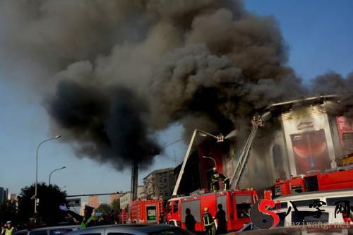 梦见发生火灾好多人逃跑