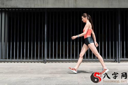 梦见跑步很轻松