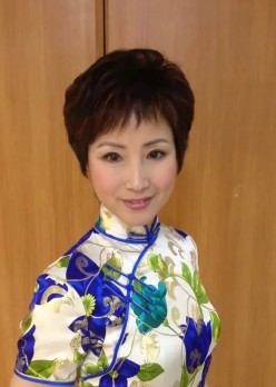 李红艳