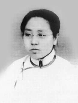 杨崇瑞