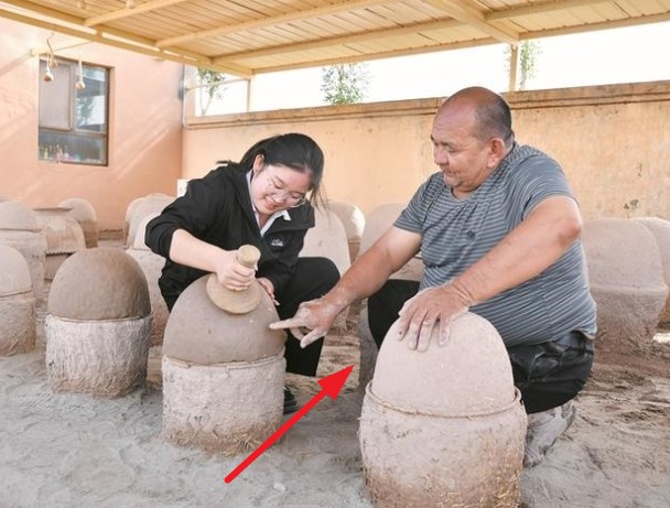 牙合甫江·玉素英