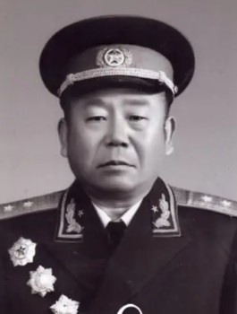 毕占云