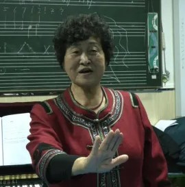 关金芳