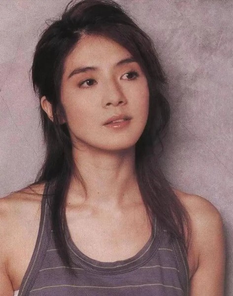 杨采妮