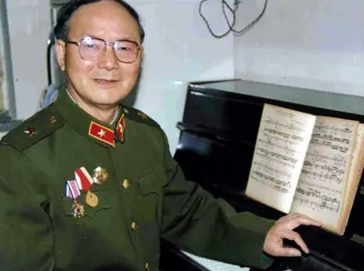 何仿